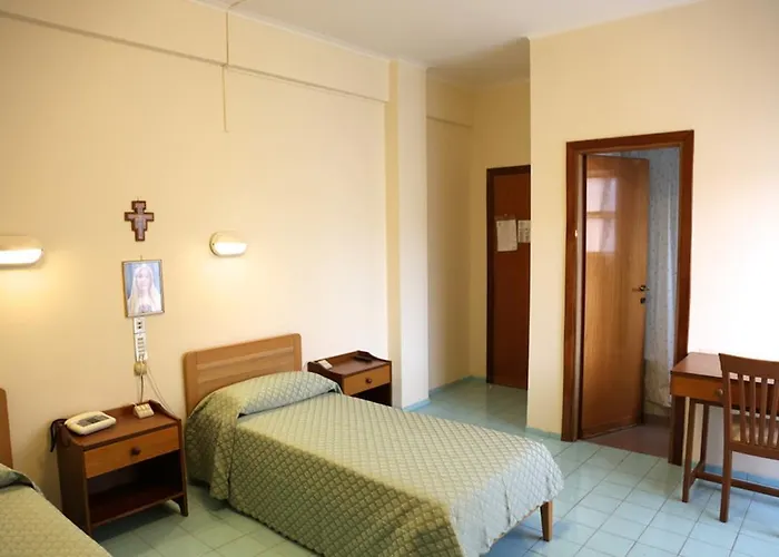 Otel Casa Piccole Ancelle Di Cristo Re Roma