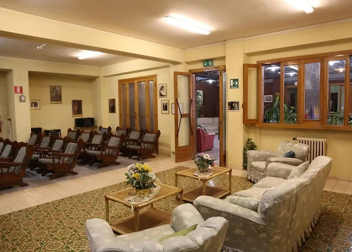 Otel Casa Piccole Ancelle Di Cristo Re Roma
