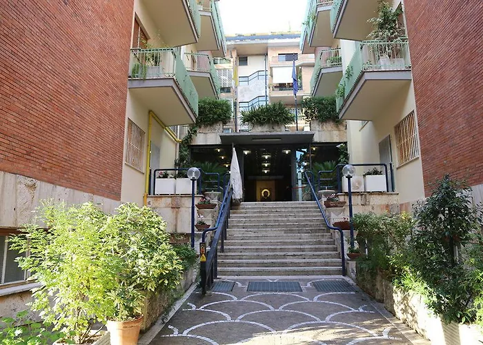 Casa Piccole Ancelle Di Cristo Re Otel